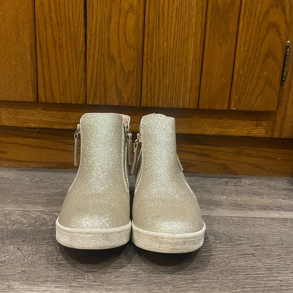 Joie Glittery Gold Kids Low Platform Sneaker